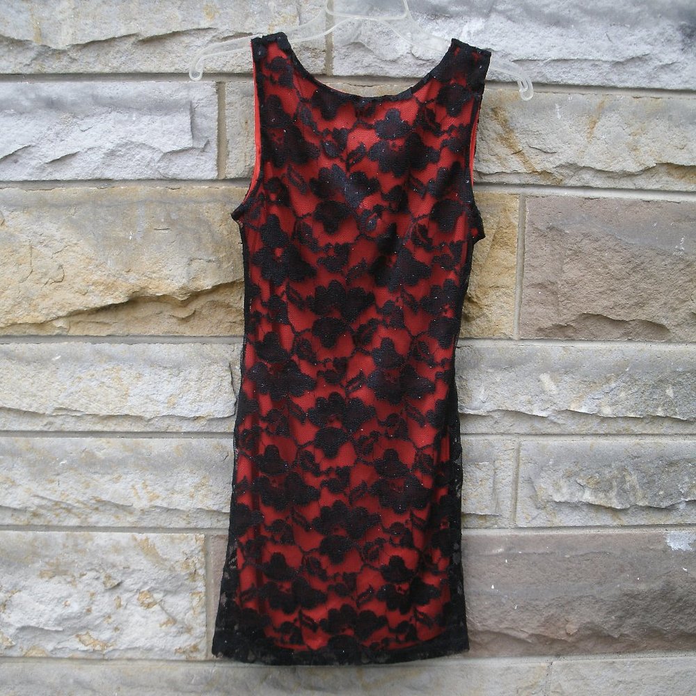Red & Black Floral Lace Bodycon Dress Size S/P